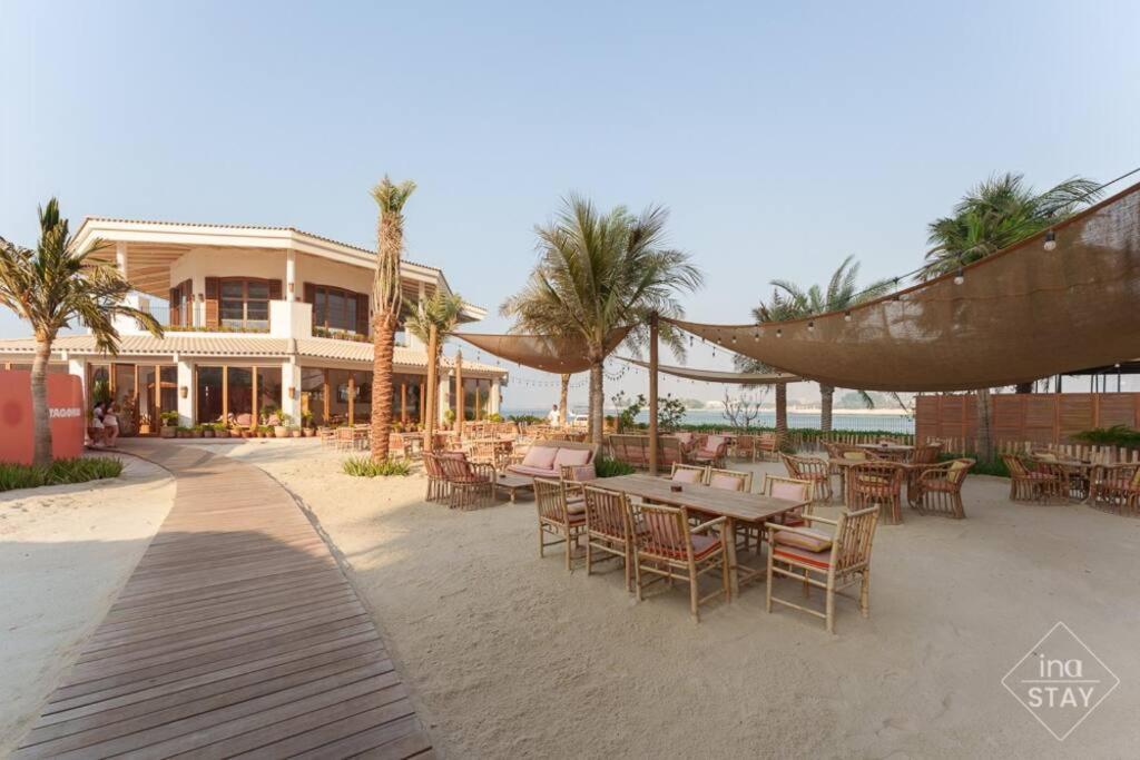 Apartmán Luxury Palm With Billiard, Pingpong Table And Beach For 4 Dubaj Exteriér fotografie